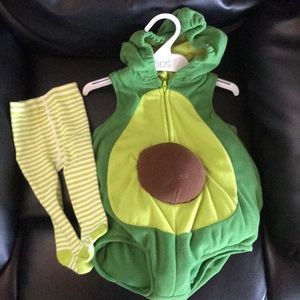 Baby costume 🥑